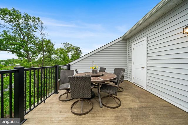 42161 SHINING STAR SQ, Brambleton, VA 20148