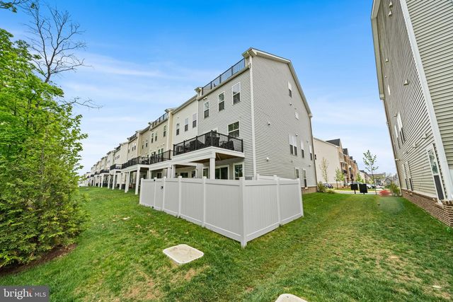 42161 SHINING STAR SQ, Brambleton, VA 20148