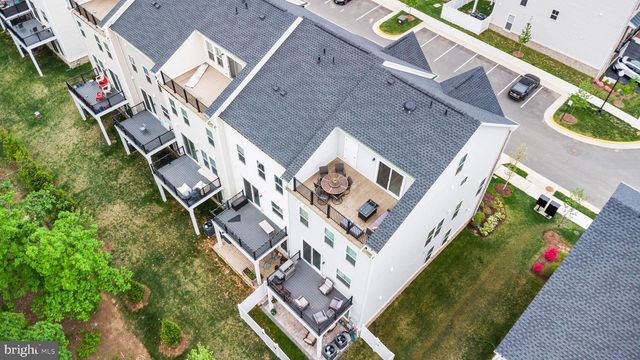 42161 SHINING STAR SQ, Brambleton, VA 20148