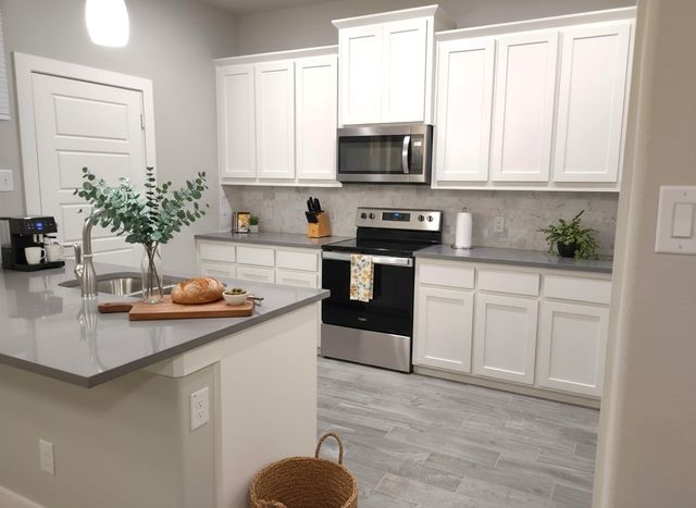 813 Eaglescliffe Landing, Wylie, TX 75098