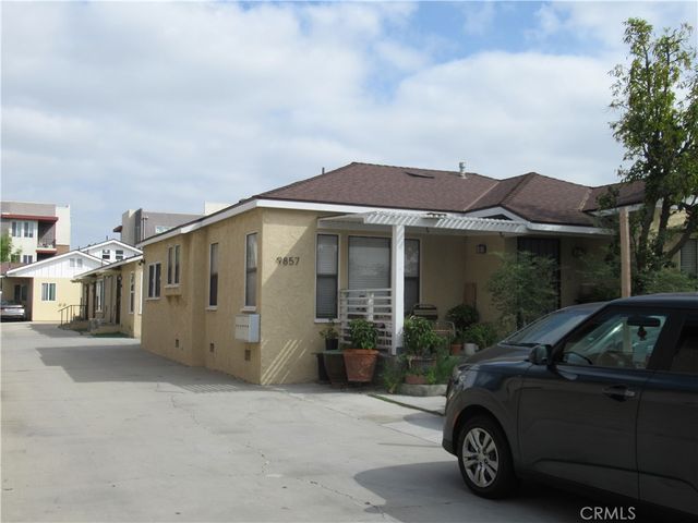 9857 Belmont, Bellflower, CA 90706