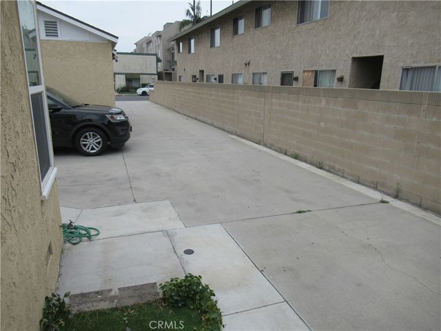 9857 Belmont, Bellflower, CA 90706