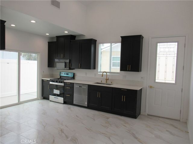 9857 Belmont, Bellflower, CA 90706