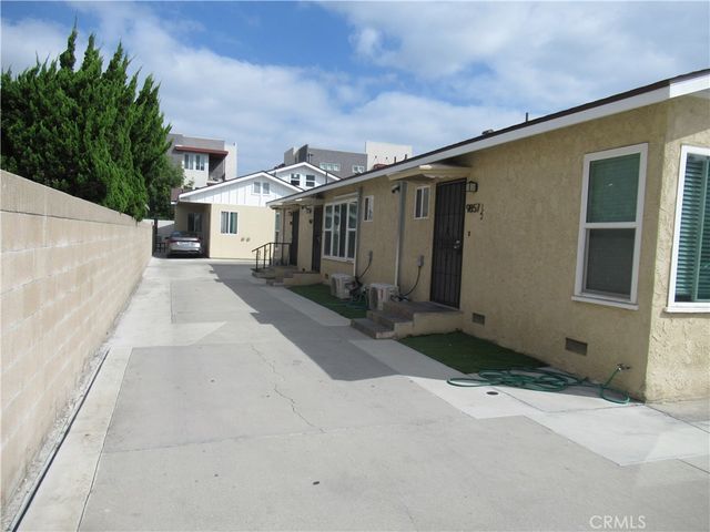 9857 Belmont, Bellflower, CA 90706
