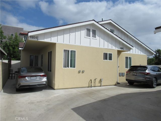 9857 Belmont, Bellflower, CA 90706