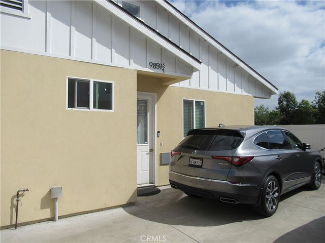 9857 Belmont, Bellflower, CA 90706