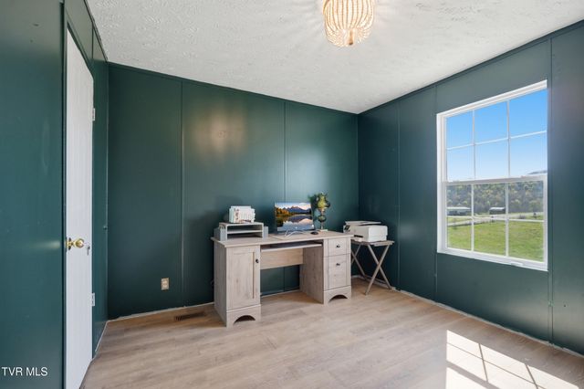 38 Spring Ridge Court, Lebanon, VA 24266