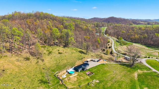38 Spring Ridge Court, Lebanon, VA 24266