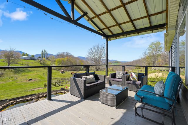 38 Spring Ridge Court, Lebanon, VA 24266