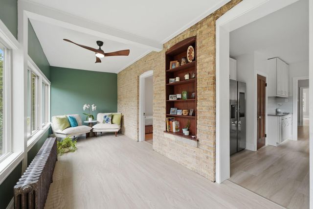 2638 Central Park Avenue, Evanston, IL 60201