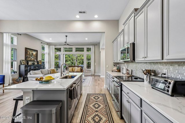 14912 VENOSA Circle, Jacksonville, FL 32258