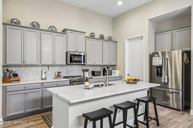 14912 VENOSA Circle, Jacksonville, FL 32258