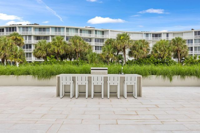 2773 S Ocean Boulevard 517, Palm Beach, FL 33480
