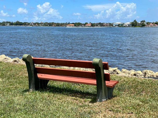 110 Half Moon Circle C1, Hypoluxo, FL 33462