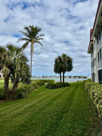 110 Half Moon Circle C1, Hypoluxo, FL 33462