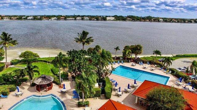 110 Half Moon Circle C1, Hypoluxo, FL 33462