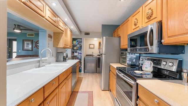 110 Half Moon Circle C1, Hypoluxo, FL 33462