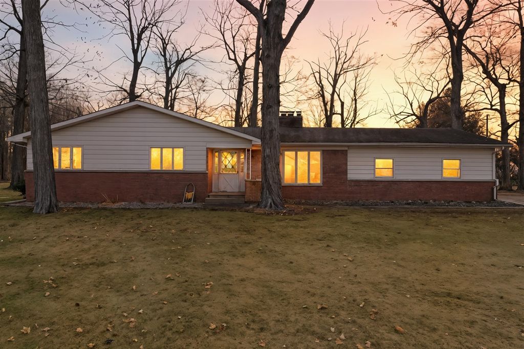 1172 Rustic Hills Drive, Union City, MI 49094