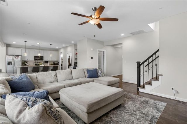 227 Manor DR, Carrollton, VA 23314