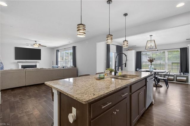 227 Manor DR, Carrollton, VA 23314