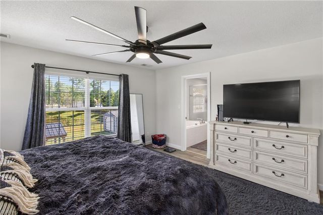 227 Manor DR, Carrollton, VA 23314