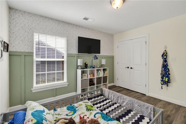 227 Manor DR, Carrollton, VA 23314