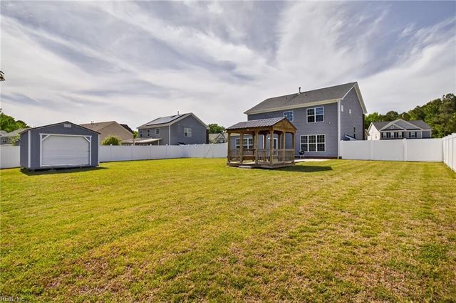 227 Manor DR, Carrollton, VA 23314