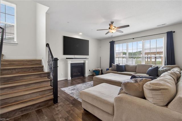 227 Manor DR, Carrollton, VA 23314