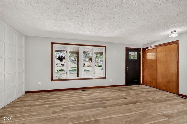 2227 Tartan Road, Anderson, IN 46012