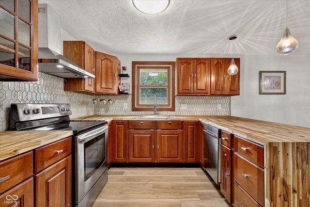 2227 Tartan Road, Anderson, IN 46012