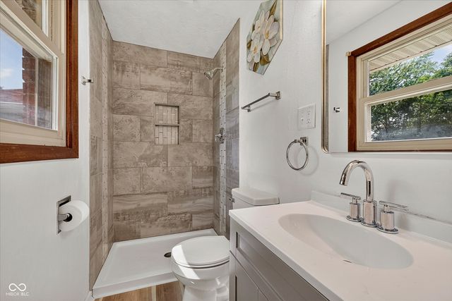 2227 Tartan Road, Anderson, IN 46012