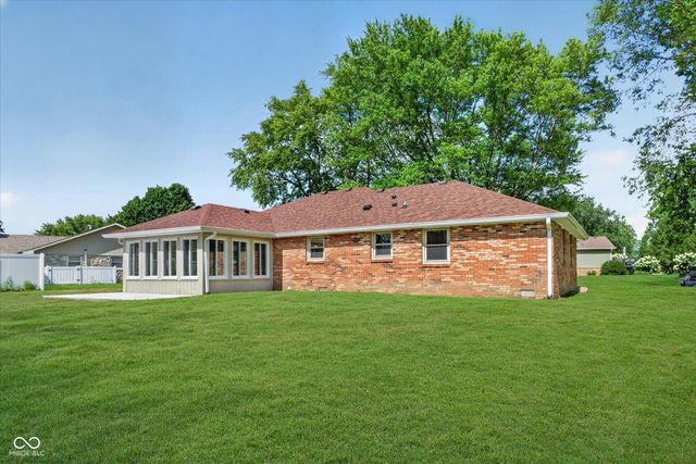 2227 Tartan Road, Anderson, IN 46012