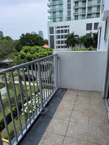2530 SW 3rd Ave 306, Miami, FL 33129