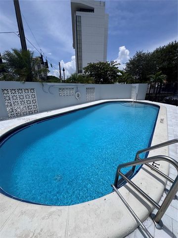 2530 SW 3rd Ave 306, Miami, FL 33129