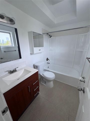 2530 SW 3rd Ave 306, Miami, FL 33129