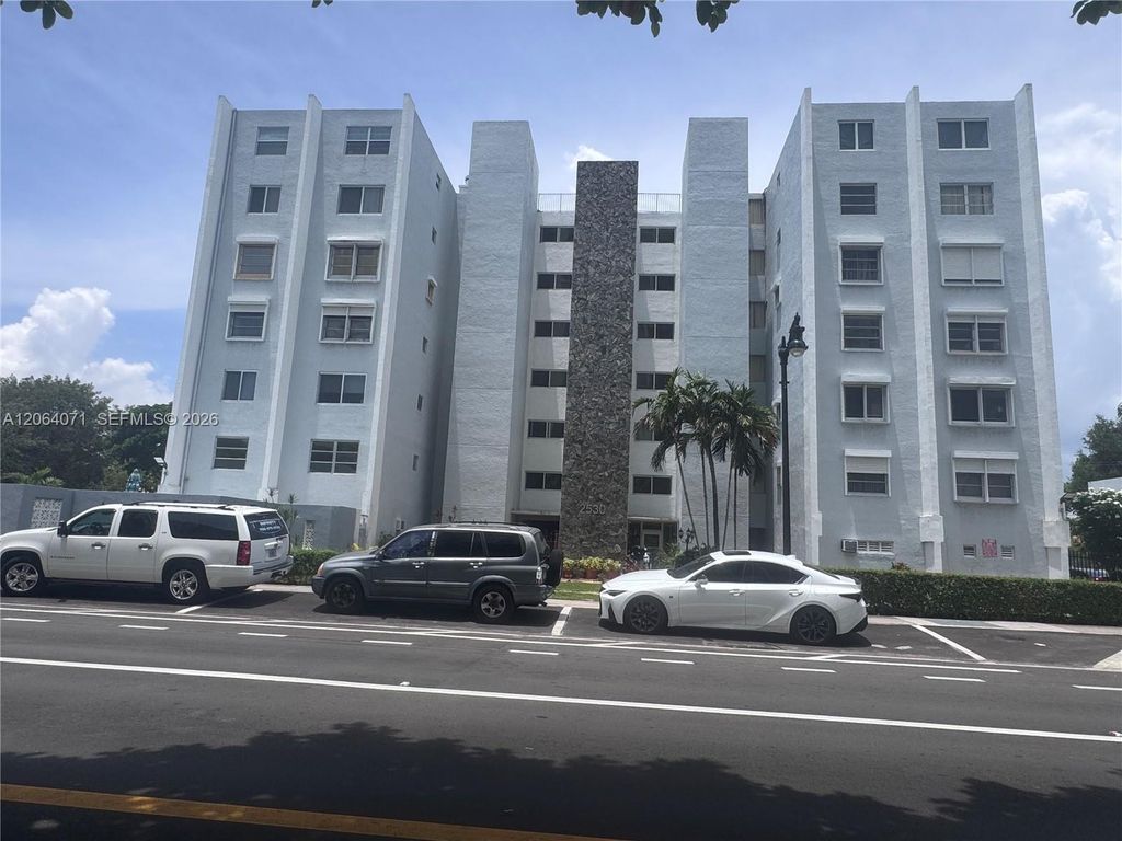 2530 SW 3rd Ave 306, Miami, FL 33129