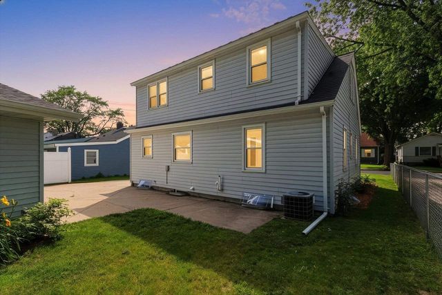 1135 WIRTZ AVENUE, Green Bay, WI 54305
