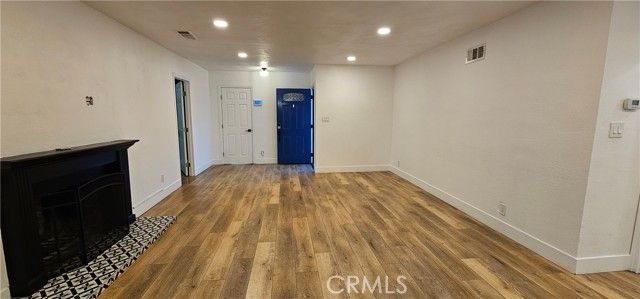 952 Graybar, La Puente, CA 91744