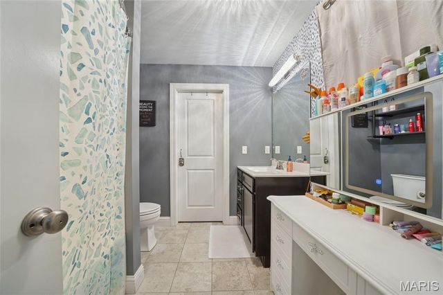 12871 Weber Hill Road, St Louis, MO 63127