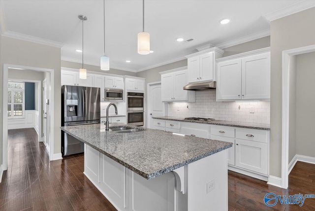 14847 Commonwealth Drive, Athens, AL 35613