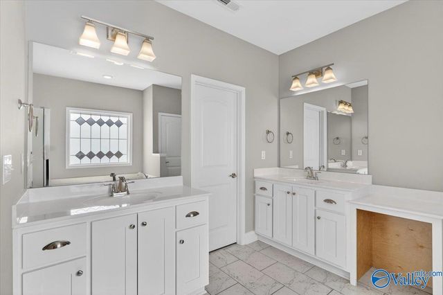 14847 Commonwealth Drive, Athens, AL 35613