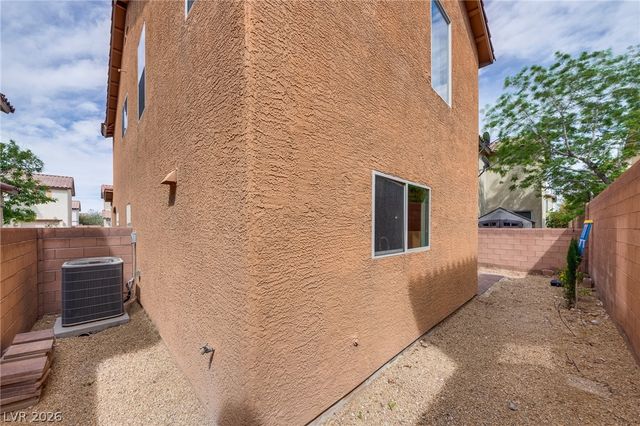 77 Peachtree Hill Avenue, Las Vegas, NV 89183