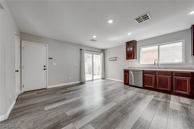 77 Peachtree Hill Avenue, Las Vegas, NV 89183