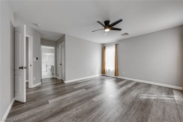 77 Peachtree Hill Avenue, Las Vegas, NV 89183