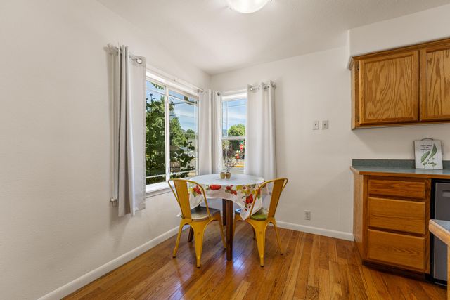 606 NE Dean Drive, Grants Pass, OR 97526