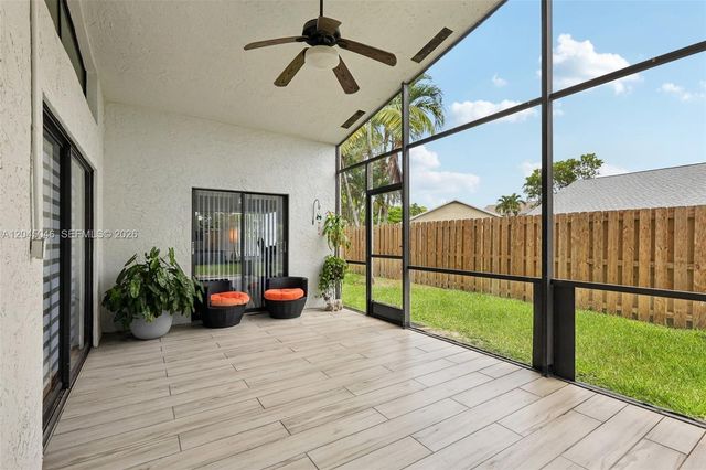 10411 NW 31st Ct, Sunrise, FL 33351