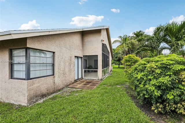 10411 NW 31st Ct, Sunrise, FL 33351