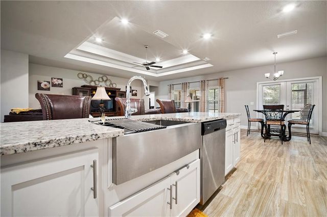 8289 Philsdale S Lane, Semmes, AL 36575