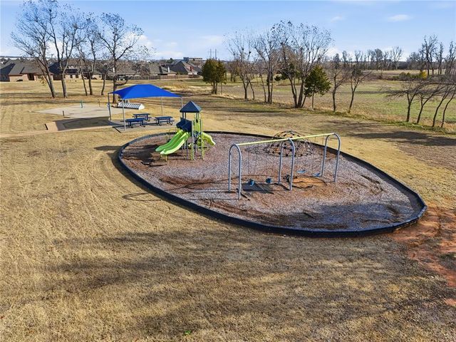 605 Inverleith Circle, Yukon, OK 73099