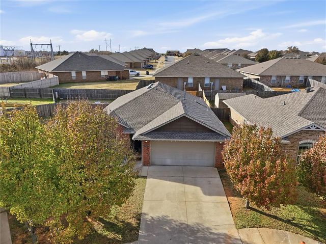 605 Inverleith Circle, Yukon, OK 73099